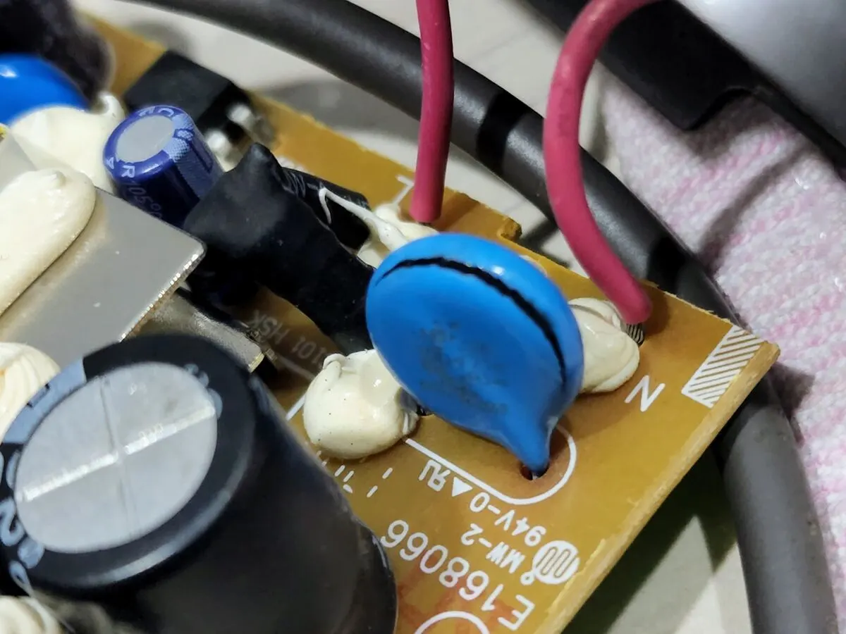 Reparación de una placa electrónica